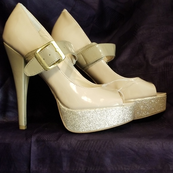 Shoes: NWOT Steve Madden Open Toe Heels with Glittered Platform - Picture 3 of 6